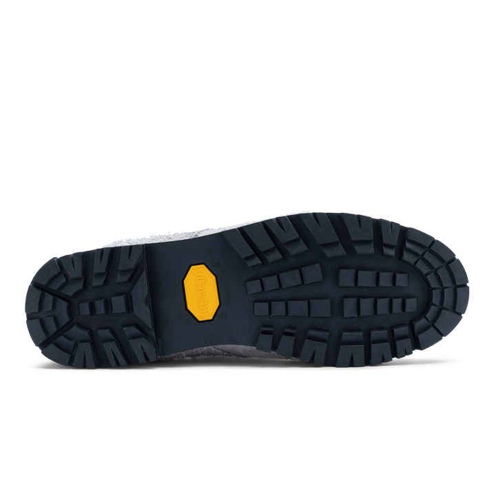 Vibram rubber sole / Approach / Lunar color features Light Grey colored hairy suede upper, gross grain webbing for laces. helastic heel detail, stretch mesh internal bootie, vintrage vibram hiking outsole and eva midsole.